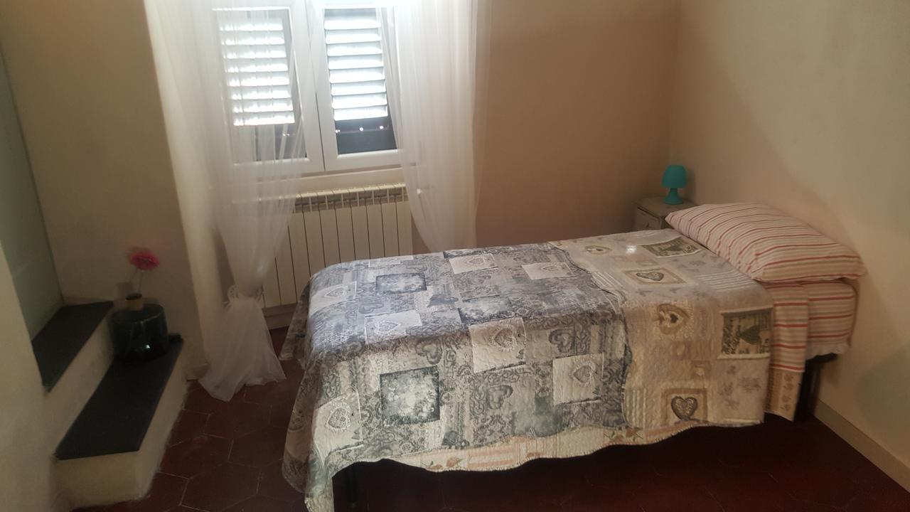 B&B L' Albicocco Gavi Bagian luar foto